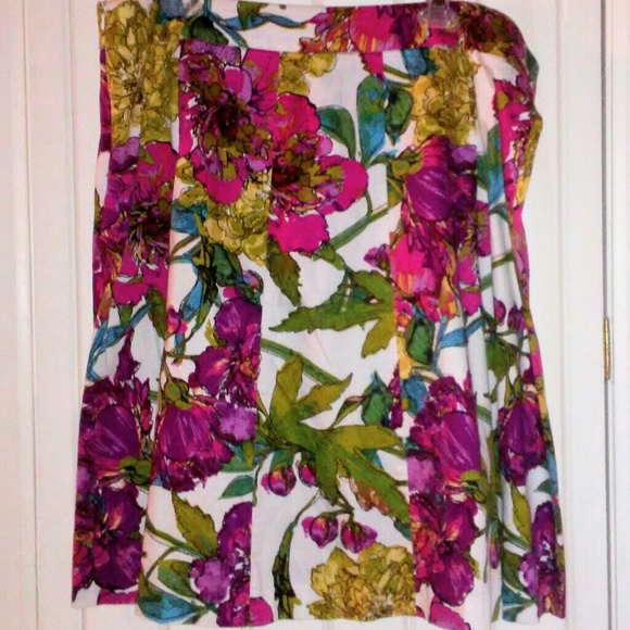 PLUS Lane Bryant Skirt (126) - Picture 2 of 4